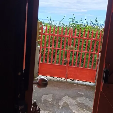 Um Da Casa Do Monte Apartment