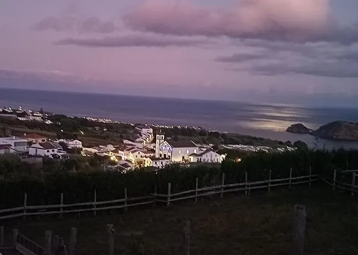 Um Da Casa Do Monte * Água de Alto