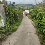 Um Da Casa Do Monte