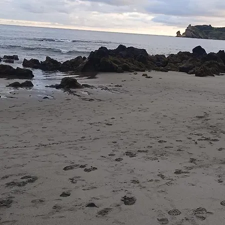 Um Da Casa Do Monte Água de Alto