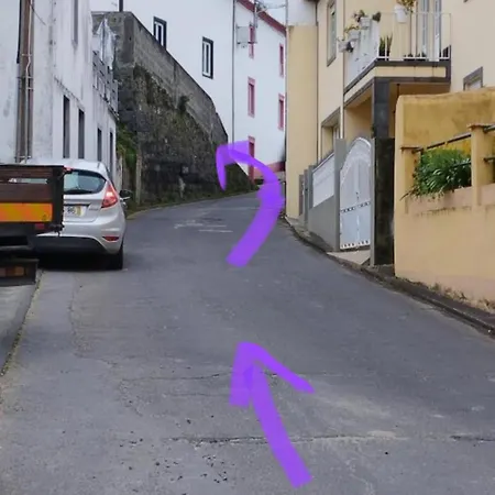 Um Da Casa Do Monte * Água de Alto