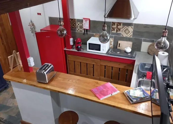 Um Da Casa Do Monte Apartment